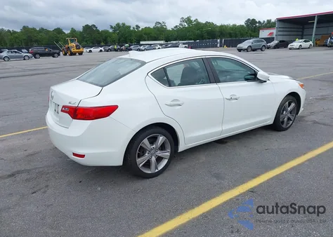 2014 Acura Ilx 2.0L z USA, uszkodzony, nr VIN 19VDE1F37EE009747